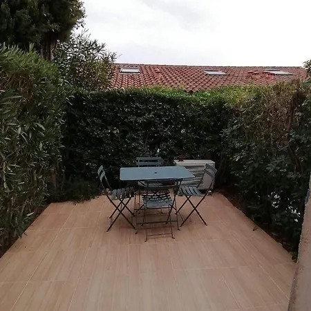 Maison 30 M2 + Piscine - Golfe De Saint Tropez *